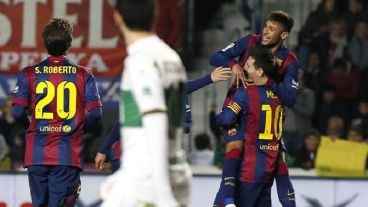 Además de hacer dos, Messi cedió pases gol a Neymar.