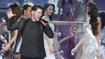 El cantante Nick Jonas participó con uno de sus temas.