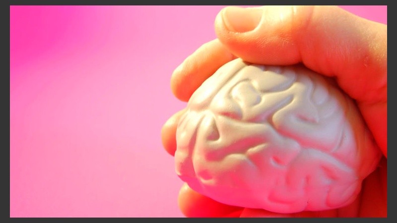 La educación emocional contribuye a mejorar el rendimiento académico.