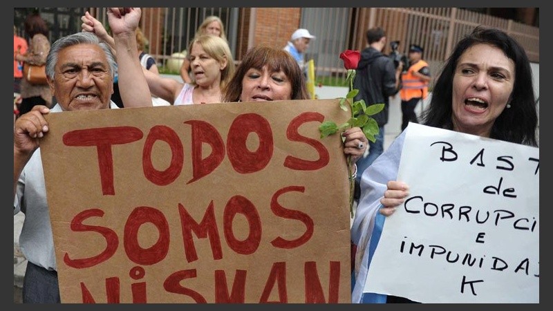 El velatorio fue organizado para recibir a familiares, amigos y allegados.