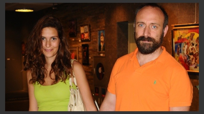 A los intérpretes les pareció gracioso el video.