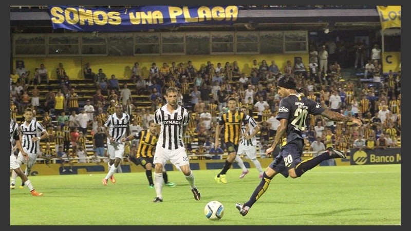 El canalla se midió ante el equipo uruguayo que jugará la Copa Libertadores 2015.