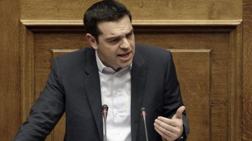 Tsipras presentó su plan de gobierno.