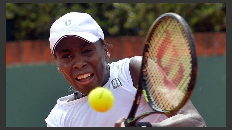 Venus Williams aportó un triunfo para EE.UU.