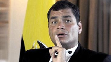 Correa: "Esto me huele a la restauración conservadora; ya no hay golpes militares ni legislativos, ahora hay golpes judiciales".