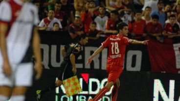 Albertengo, con sus dos goles, fue la figura del partido.