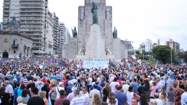 Como en las principales ciudades del país, Rosario participó del acto por Nisman.