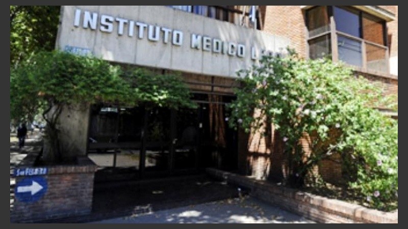 La víctima estaba en el Instituto Médico Legal. 