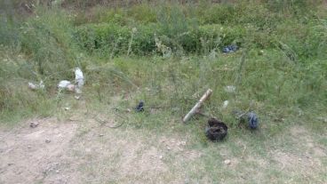 Pertenencias del supuesto asesino quemadas.