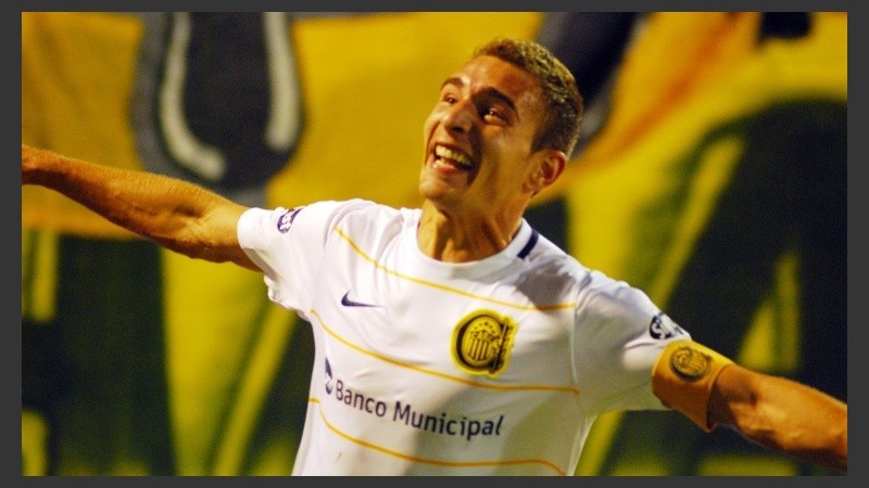 El atacante selló la victoria canalla ante Tigre.