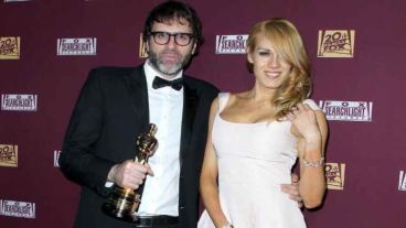 Nicolás y Mariana, en una captura tras la obtención del Oscar.