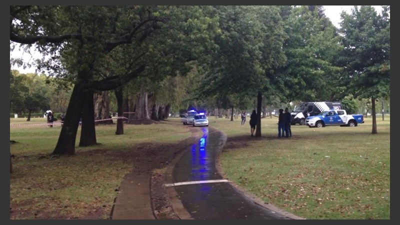 Parque Alem: lugar donde se encontró el hombre muerto.