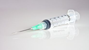 En 2010 se infectaron 1,7 millones de personas de hepatitis B contagiadas por jeringas contaminadas.