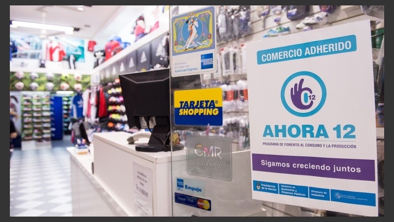 Ahora 12 incluye nuevos rubros, entre ellos anteojos y lentes - Mendoza Post