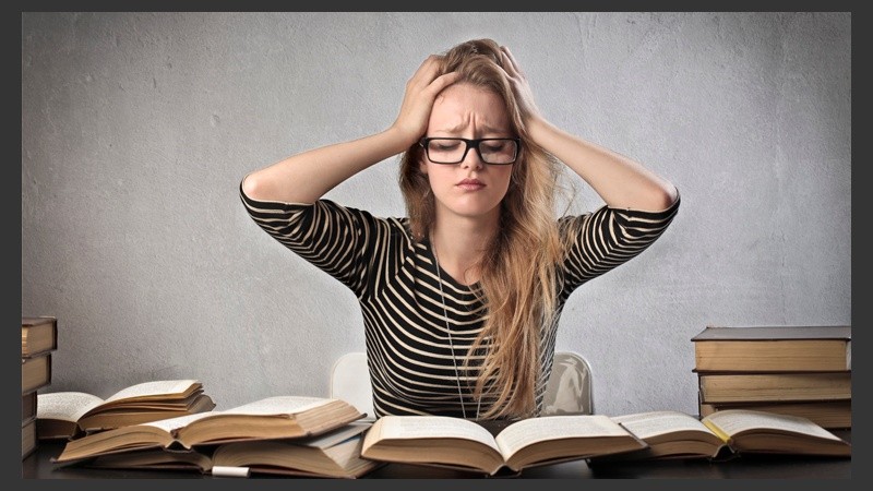 Estudiar y trabajar, a veces parece una tarea imposible.