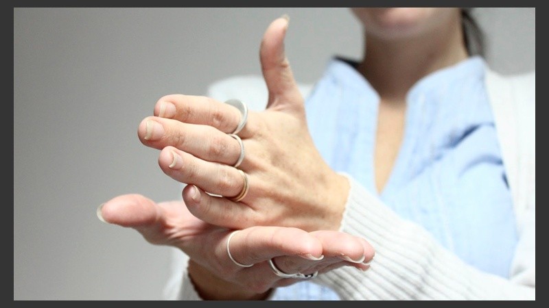  En el contexto escolar deben estar presentes las dos lenguas con docentes de ambas culturas.