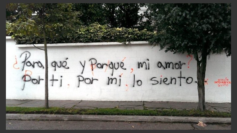 Las comas y los puntos, esenciales para el significado del mensaje.