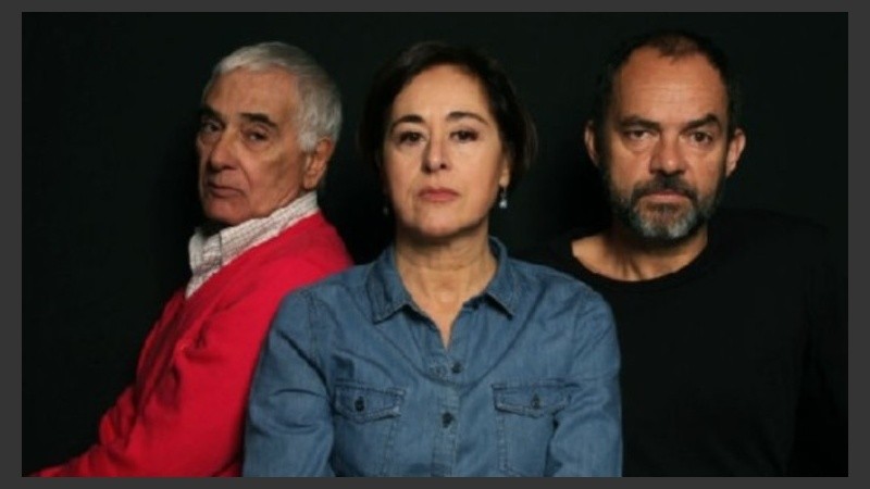 A las 22 en el Teatro La Comedia (Ricardone 2000), “La muerte y la doncella” de Ariel Dorfman.