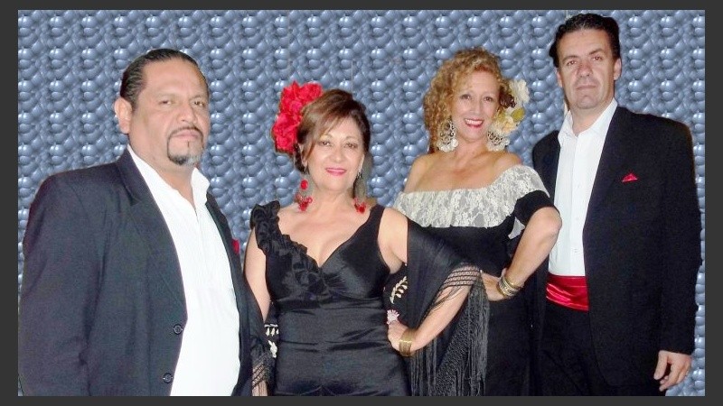 Homenaje a la Nueva trova española con la compañía Cantares a las 22 en Bar Olimpo Centro (Mitre y Urquiza).
