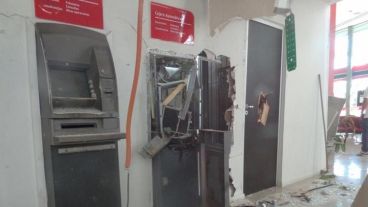 Una imagen de los cajeros que sufrieron una explosión en marzo pasado.