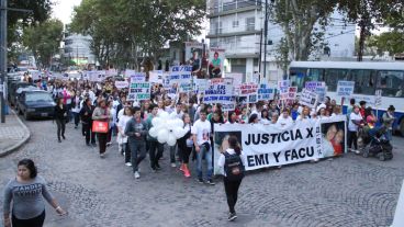 La marcha se inició en San Martín y Arijón y terminó en avenida Uriburu.
