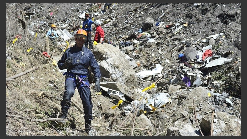 No hay más que restos y cuerpos