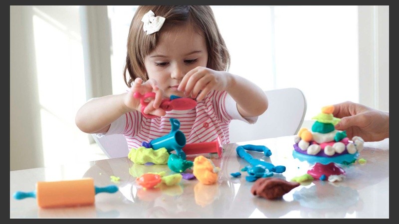 El cuaderno analiza la educación de los niños pequeños en situación de vulnerabilidad social.