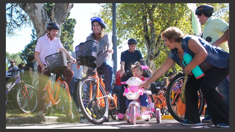 Fein, Binner y compañía encabezaron la marcha.