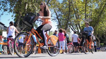 El sistema de bicicletas públicas “Mi bici tu bici” ya cuenta con más de 6 mil usuarios y usuarias activos/as.