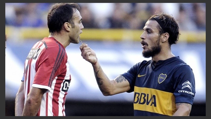 La polémica entre Osvaldo y Desábato siguió en los medios.