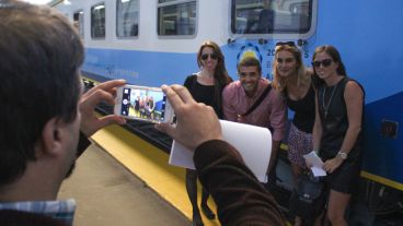 Muchos no quisieron perderse una foto junto a la nueva formación.