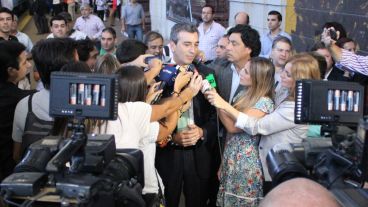 Randazzo despidió el tren en Buenos Aires.