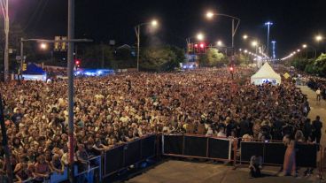 Organizadores aseguraron que hubo cerca de 300 mil personas en barrio Rucci.