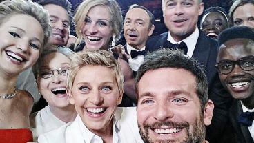La autofoto más famosa, con celebridades en la entrega de los Oscar.
