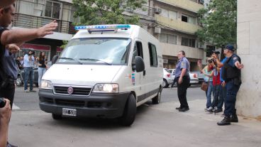 El momento en que llegan los acusados a Tribunales.