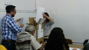 El inicio del escrutinio, este miércoles en Santa Fe.