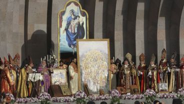 La ceremonia principal se realizó  ayer jueves. Hoy viernes también habrá actos oficiales en la capital armenia.