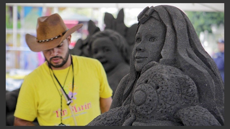 Fue en el Museo Tin Marín cuya finalidad fue recaudar fondos para programas benéficos dirigidos a niños sin recursos.