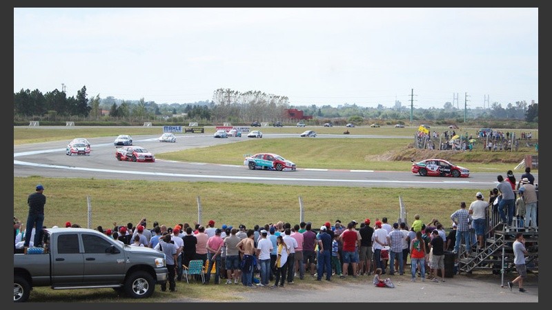 Vista de una de las curvas más pronunciadas del autódromo local.