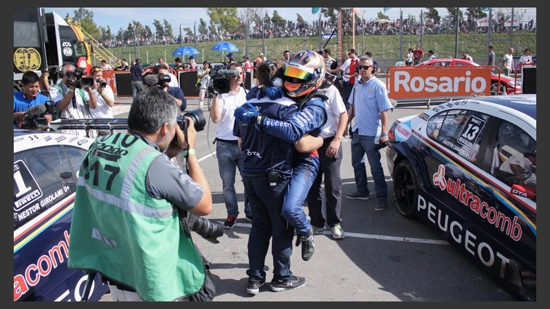 Festejos tras la llegada.