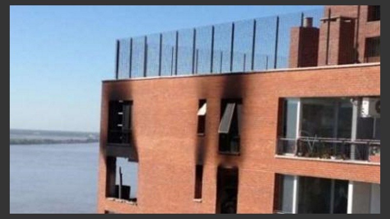 Así quedó por fuera el departamento tras la explosión. 