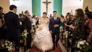 Mariana y Marcos se casaron en la iglesia San Luis Gonzaga.