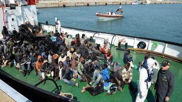 Un número indeterminado de inmigrantes alcanzó las costas de Lampedusa o Sicilia por sus propios medios.