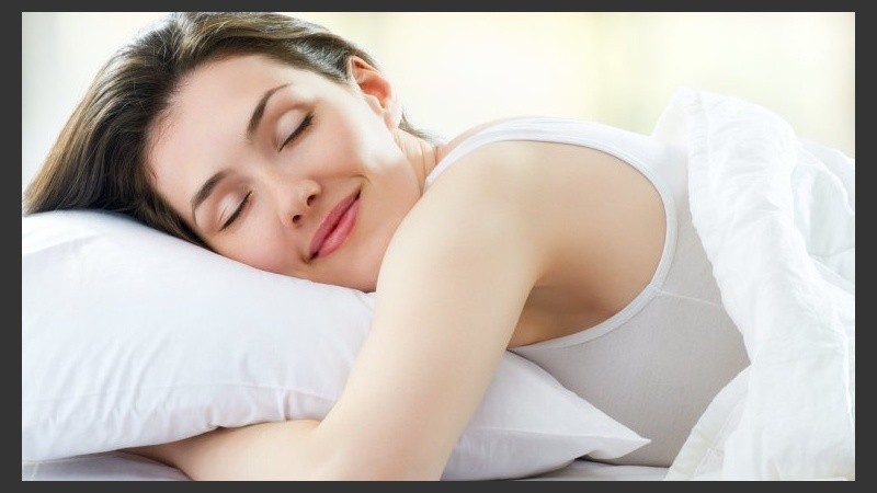 En el estudio quienes aumentaron en una hora su sueño, elevaron también su libido en un 14%.