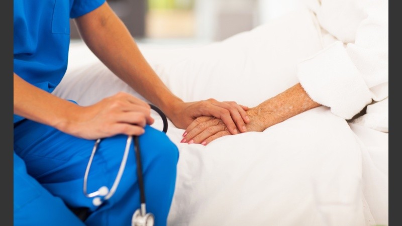 Actualmente, en la red de salud municipal se desempeñan 1.400 enfermeros.