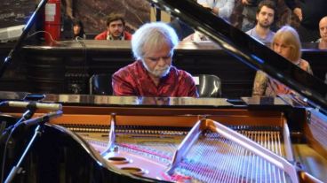 Daniel Rivera se presenta en el marco del ciclo "el piano y su música" que organiza el Espacio Cultural Universitario.