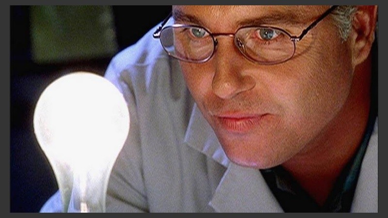 Y ahora, ¿quién podrá defendernos? Mejor dicho, ¿quién podrá averiguar lo que pasó?