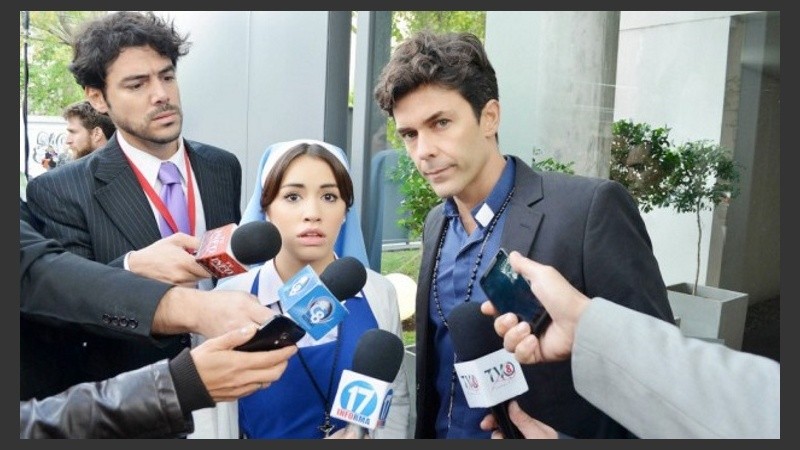 Esperanza saldrá en defensa del padre Tomás: enfrentará las cámaras y dará a conocer la verdad de los hechos. 