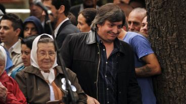 Máximo Kirchner estuvo en el acto con su hijo Néstor Iván.