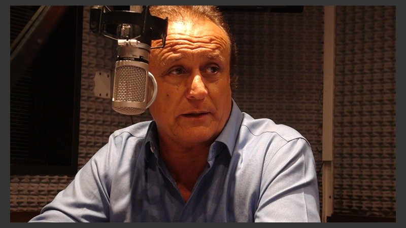 Del Sel no se define como de derecha.